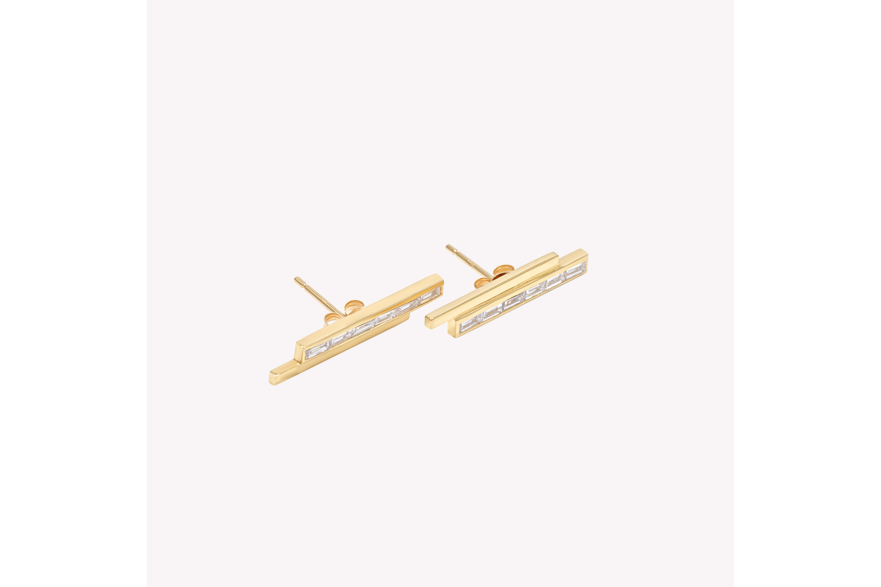 A pair of gold stud earrings with pinstripe bar design set with either diamonds or emeralds.