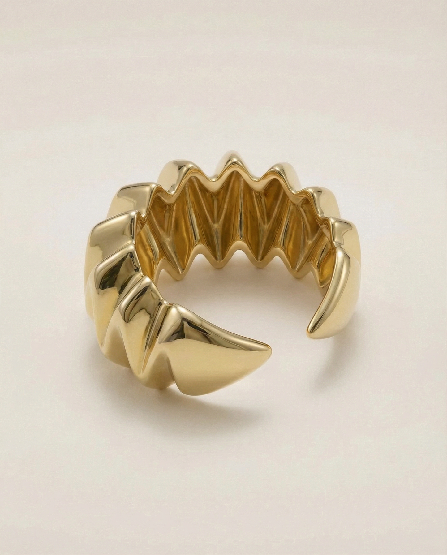 The Édith Cuff