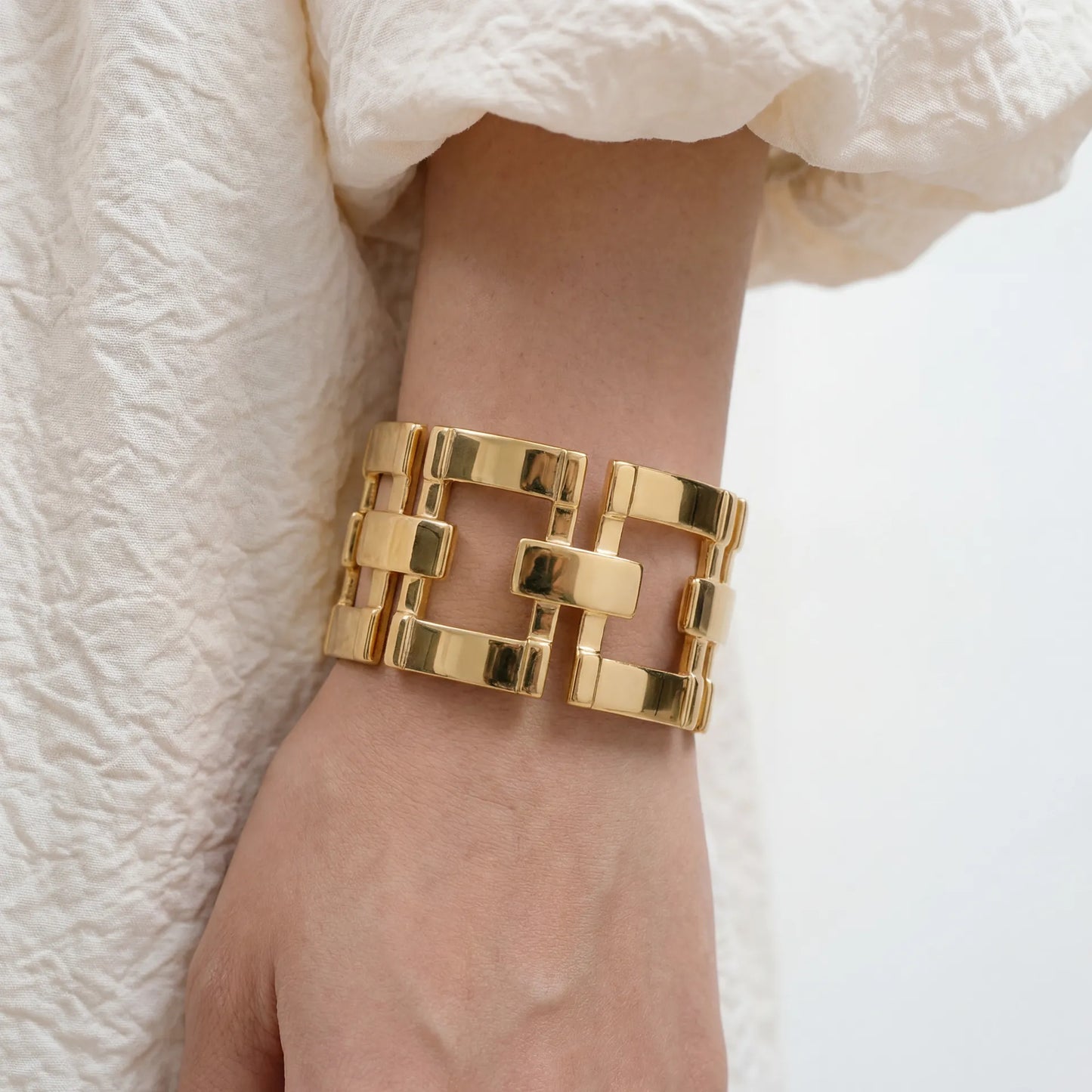 The Harlow Cuff