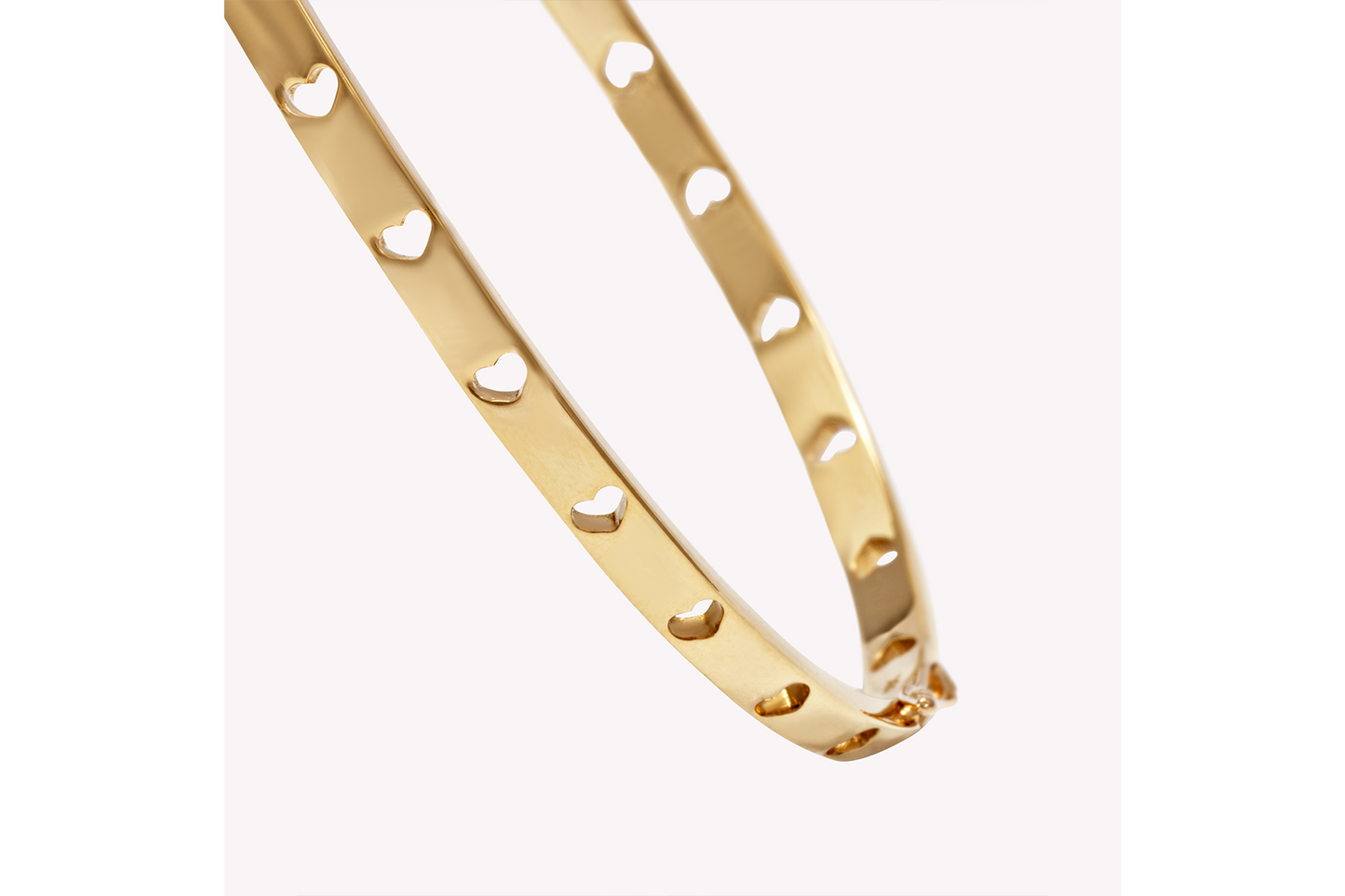 Le Coeur Bracelet - Luxury Gold Heart Bangle