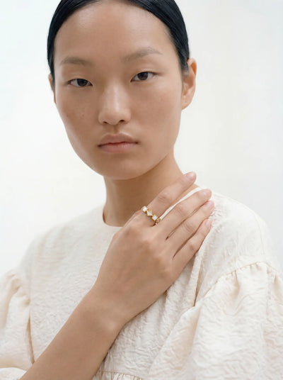 diamond and 18k gold ring