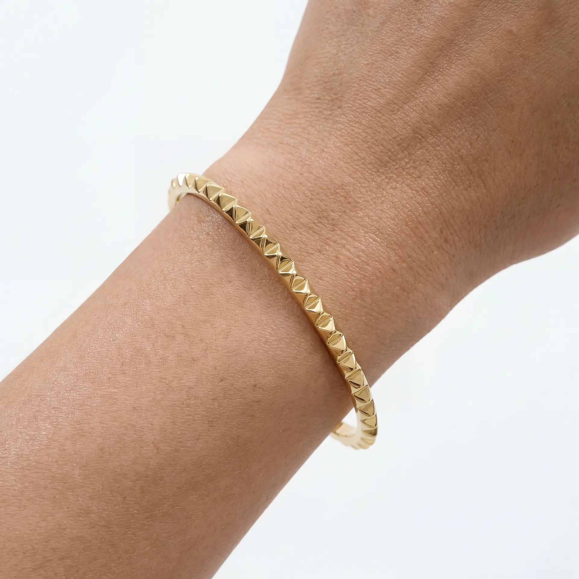 The Édith Bangle- 18k gold